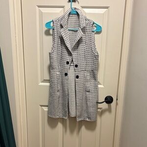 Amazon Essentials Black and White Checkered Vest